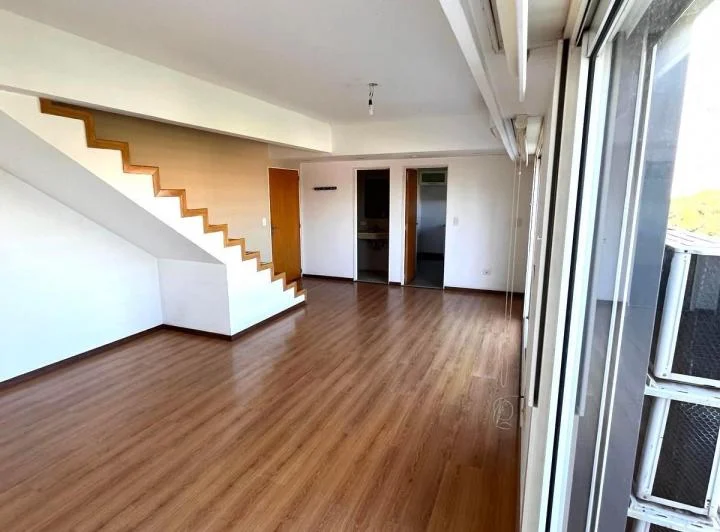 Duplex 4 ambientes, ideal 5