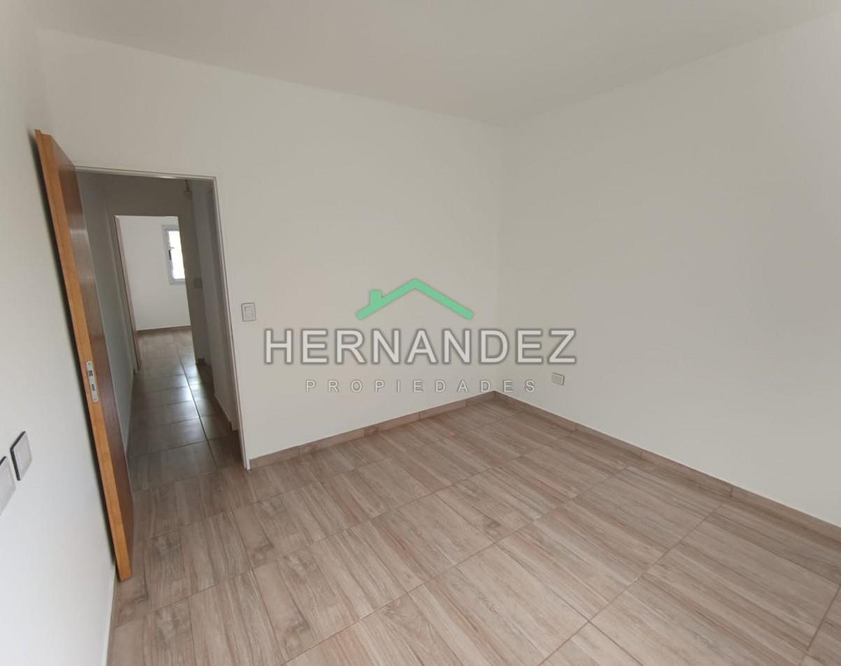 Venta Duplex 3 Ambientes con Cochera a Estrenar Castelar Sur - Apto Credito 2