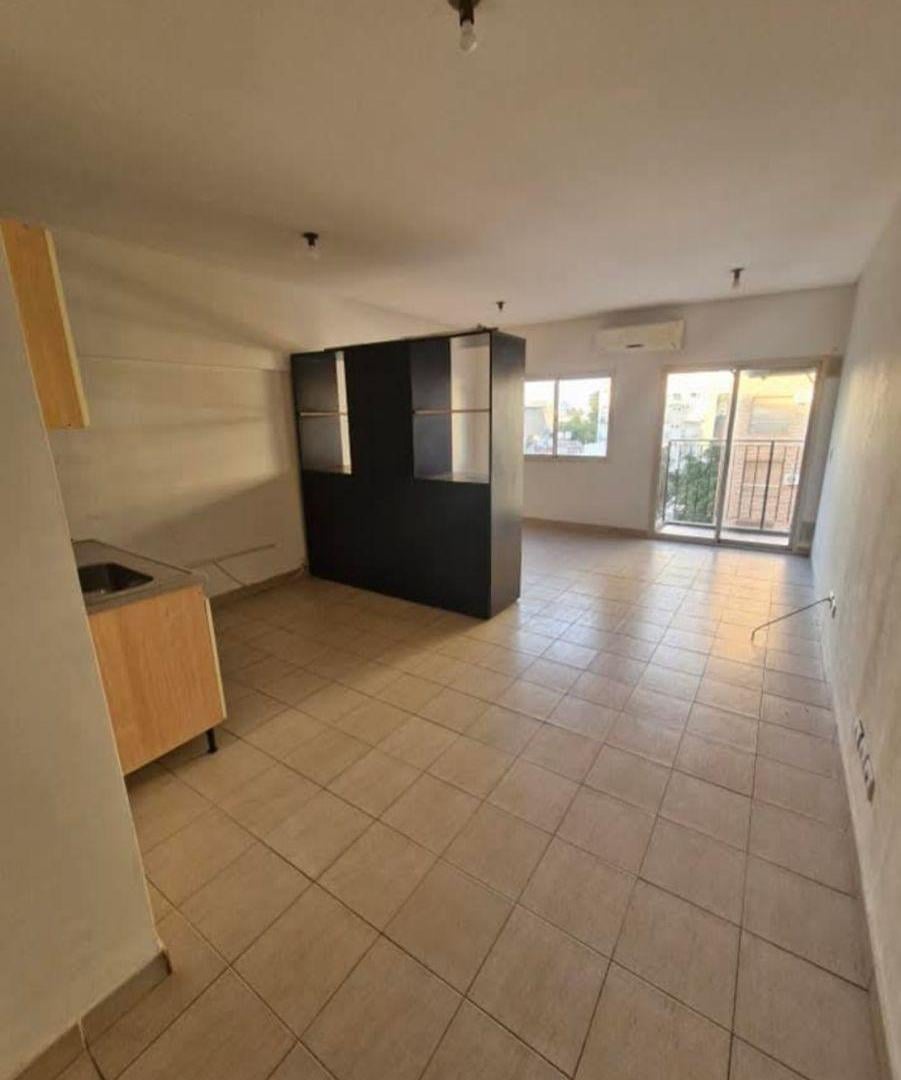 Foto de ALQUILER MONOAMBIENTE EN VILLA DEL PARQUE CON BALCON A LA CALLE!!, imagen 3