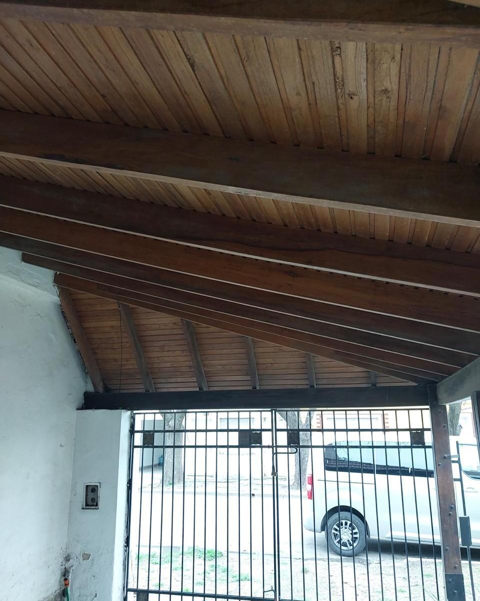 Casa de 3 Dorm. con Patio 4