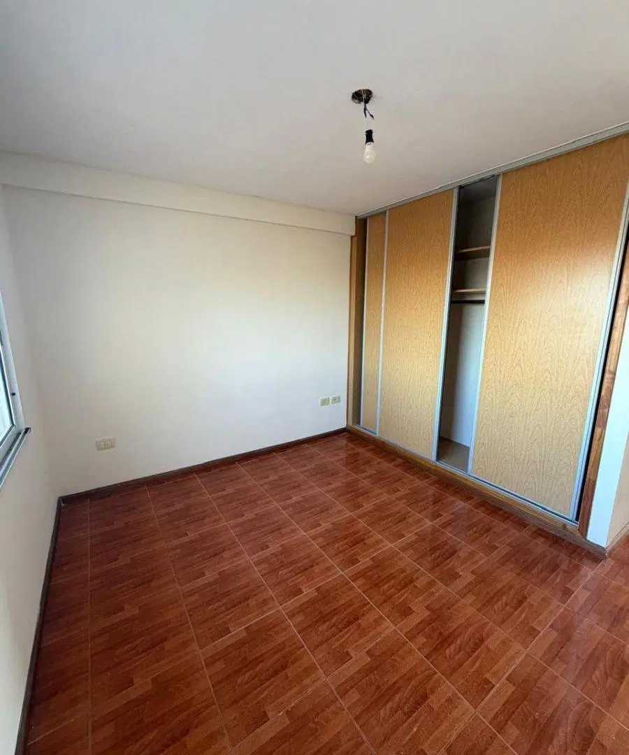 ARROYITO RIO- EXCELENTE DEPARTAMENTO 4