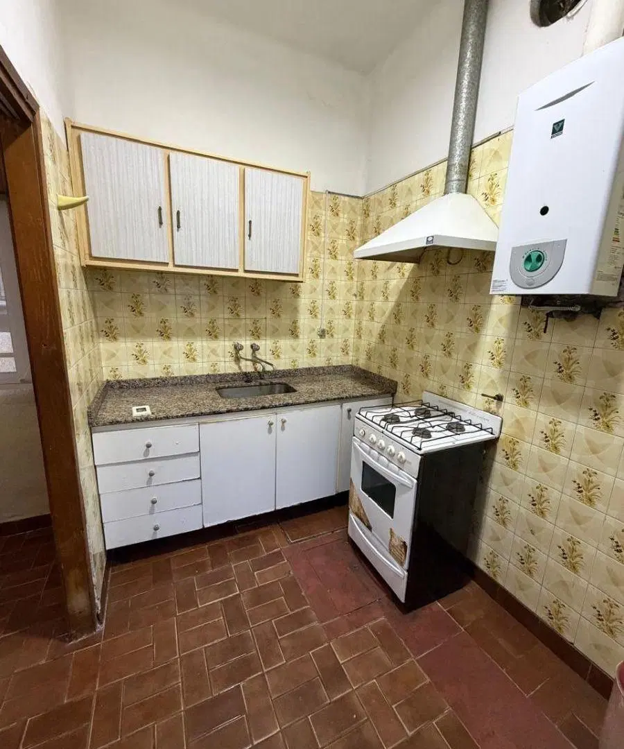 CASA 1 DORMITORIO- ARROYITO RIO 8