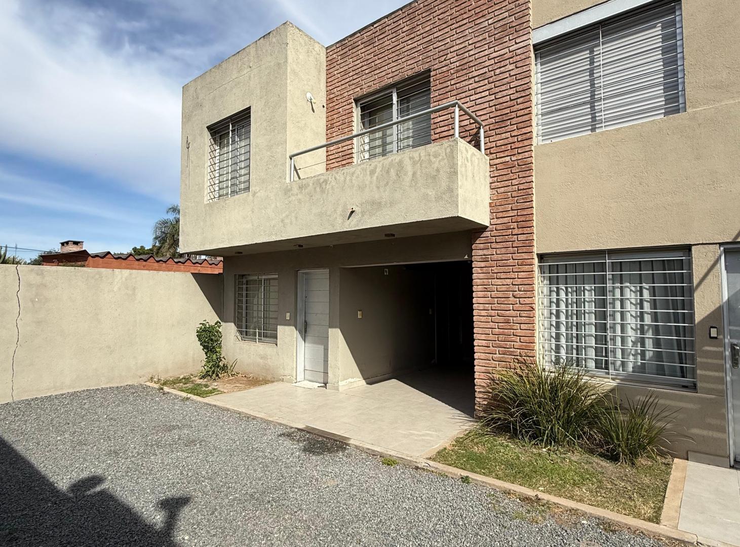 Foto de Duplex en venta 3 dormitorios Juan battle planas, imagen 1