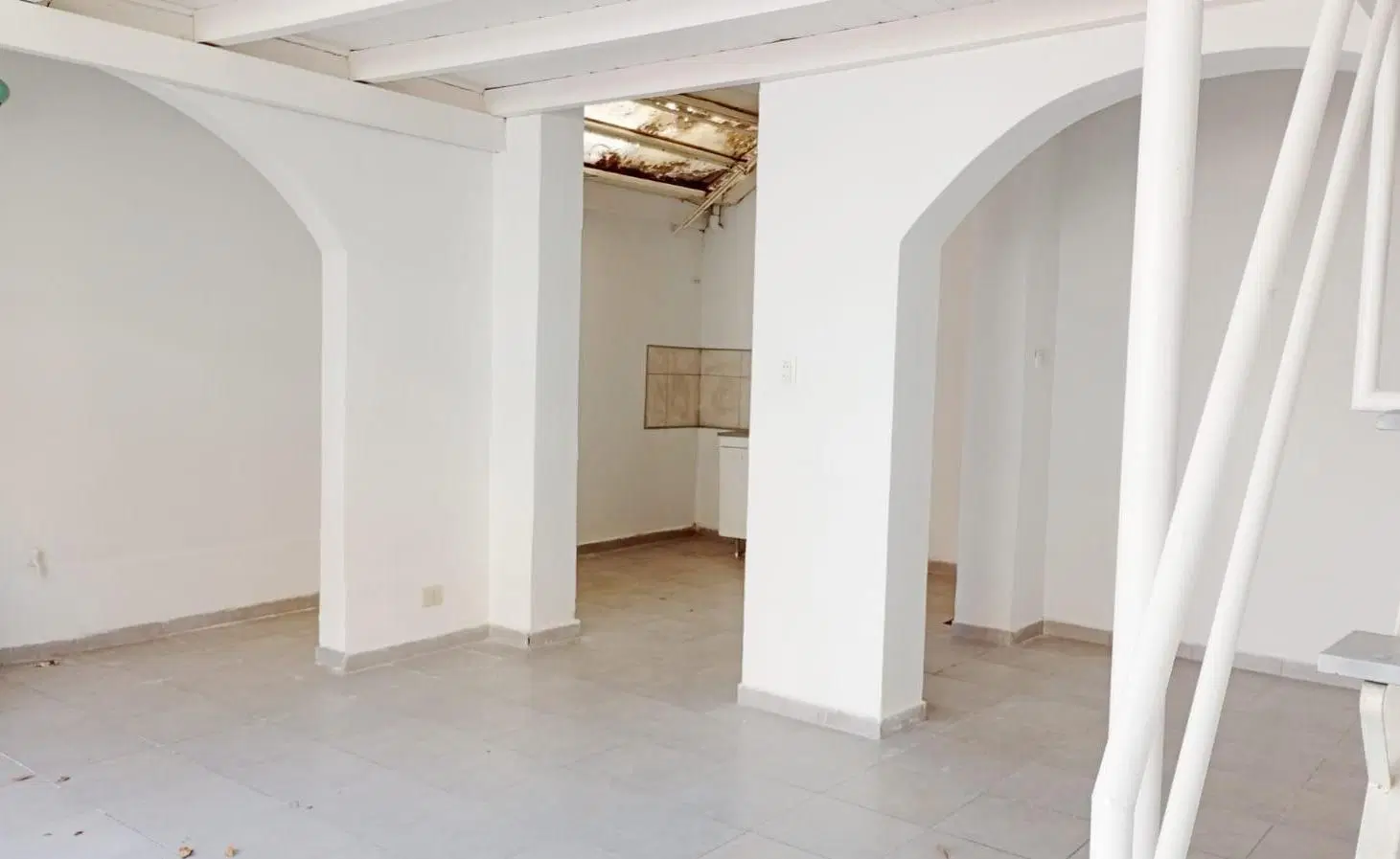 ALQUILER LOCAL COMERCIAL - PICHINCHA 4