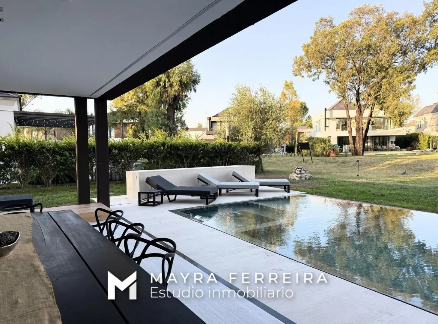 Casa en venta 6 ambientes Saint Thomas Este-Oeste 8