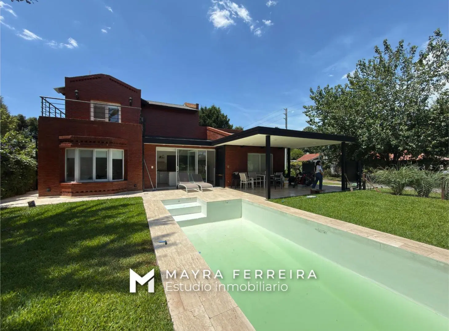 Casa en alquiler amoblada - Los Rosales 4