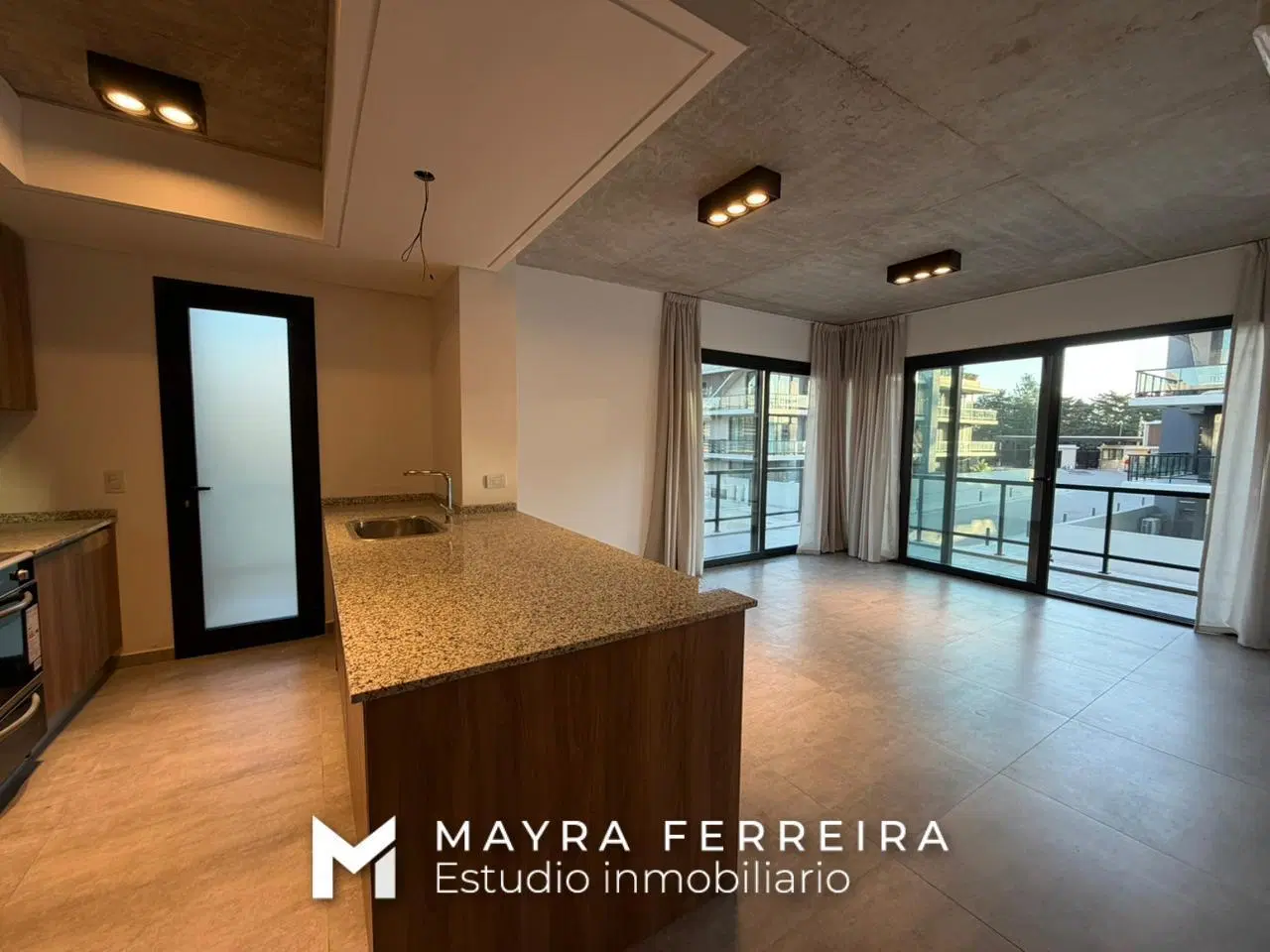 Departamento 3 Ambientes Alquiler Cabral 3300 4