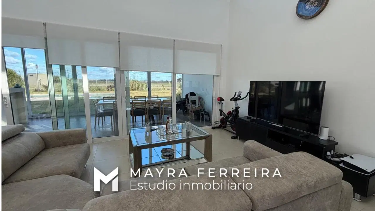 Casa en venta en La Alameda, 5 ambientes en canning 2