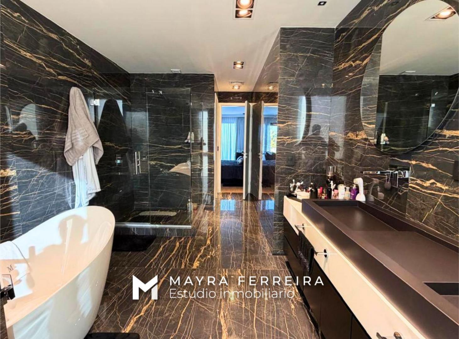 Foto de Casa en venta 5 ambientes en barrio Terralagos, Canning., imagen 3