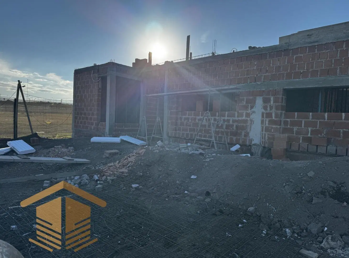 Venta casa 2 dorm. en barrio con seguridad 5