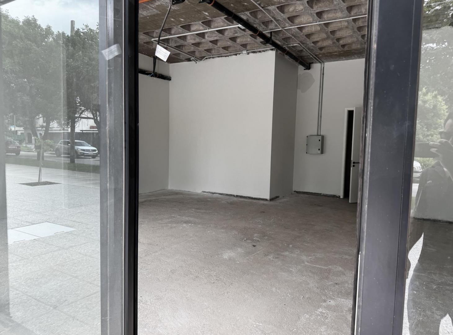 Foto de Local a estrenar en alquiler en complejo Opera Plaza, imagen 2