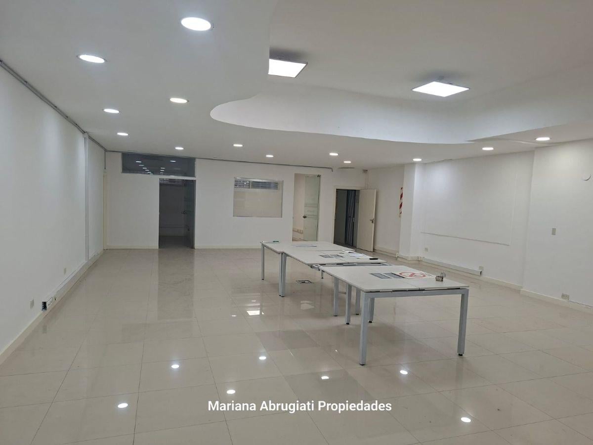 Foto de VENTA LOCAL, 2 OFICINAS, MONTACARGA, ENTREPISO Y SUBSUELO. 621 M2, imagen 1