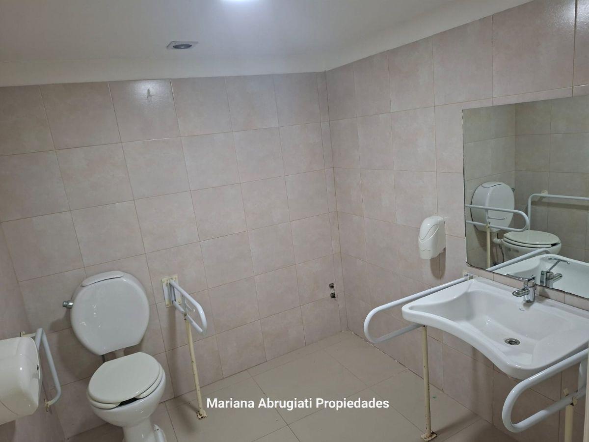 Foto de VENTA LOCAL, 2 OFICINAS, MONTACARGA, ENTREPISO Y SUBSUELO. 621 M2, imagen 4