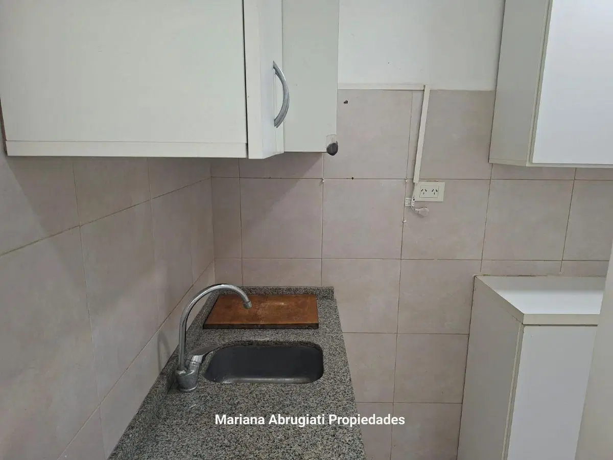 VENTA LOCAL, 2 OFICINAS, MONTACARGA, ENTREPISO Y SUBSUELO. 621 M2 8