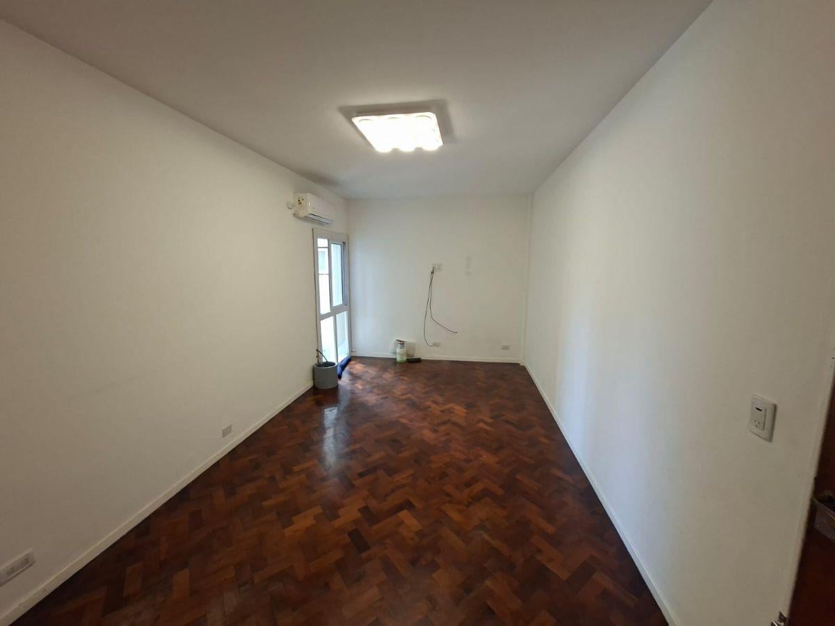 Foto de ALQUILER DEPARTAMENTO 2 AMBIENTES TOTALMENTE RENOVADO en VELEZ, imagen 2