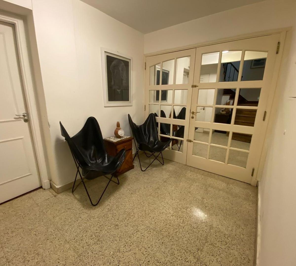 Venta Casa 8 Ambientes con Pileta y Cochera en Vicente Lopez 4