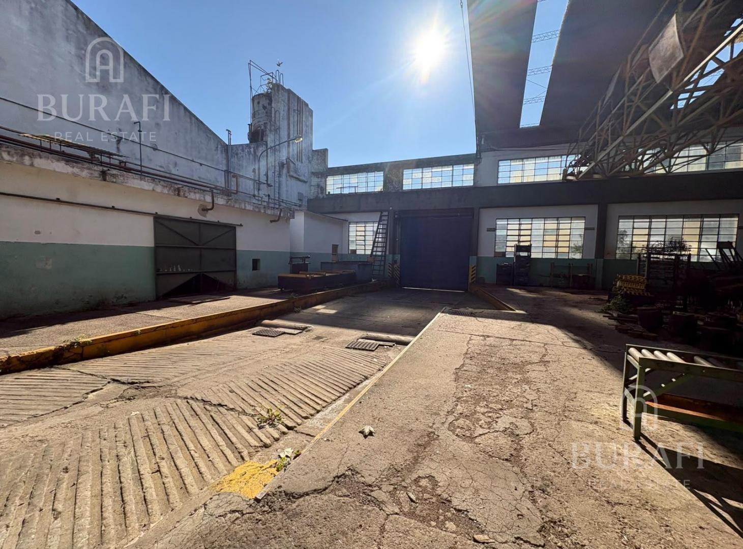 Foto de PLANTA INDUSTRIAL DE 7.000 M² CON SALIDA A 3 CALLES VILLA DEVOTO, imagen 1