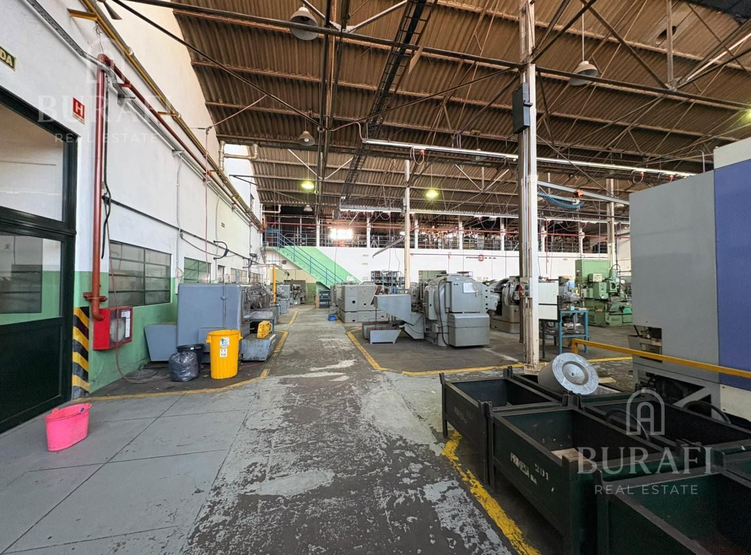 Foto de PLANTA INDUSTRIAL DE 7.000 M² CON SALIDA A 3 CALLES VILLA DEVOTO, imagen 3
