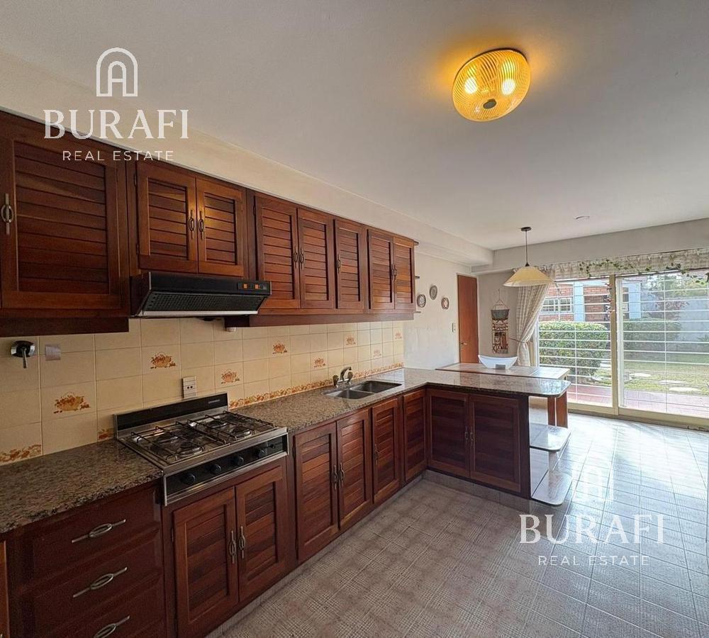 Foto de CASA FAMILIAR DOBLE TERRENO, imagen 2