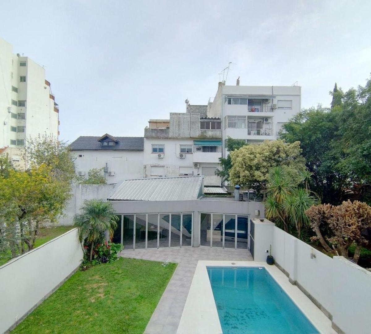 Venta Casa 7 Amb, Villa del Parque - Dos Cocheras - Piscina 5