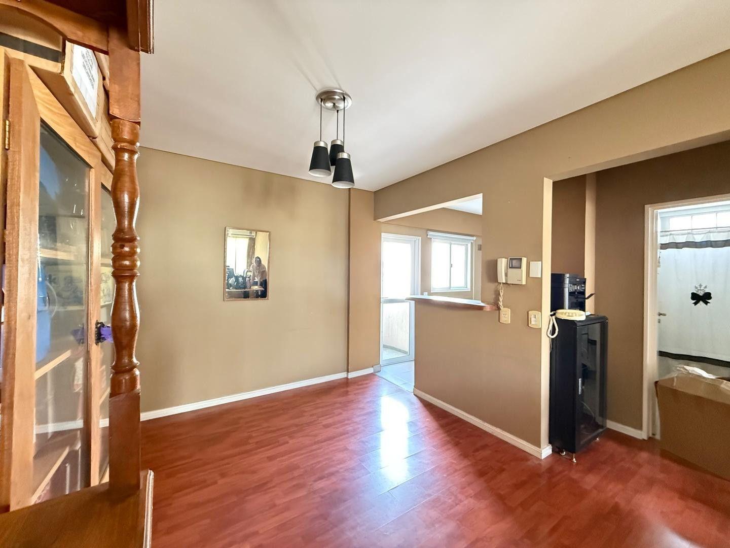 Foto de Venta Depto 2 Amb con 2 Balcones y Cochera -Villa Santa Rita, imagen 3