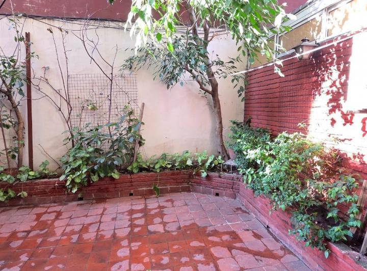 Hermoso Departamento con Patio - Zona Abasto 4
