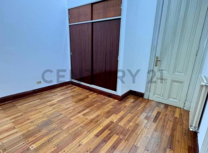 Venta PH 6 Ambientes Almagro 3