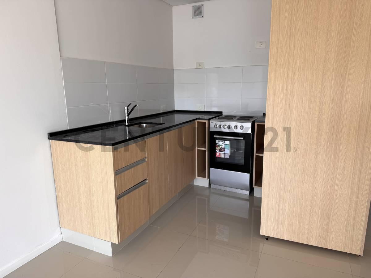 DEPARTAMENTO MONOAMBIENTE CON BALCON Y COCHERA A ESTRENAR