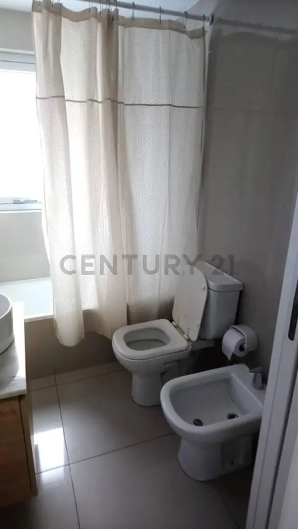 VENTA DEPARTAMENTO MONOAMBIENTE EN MONSERRAT 8