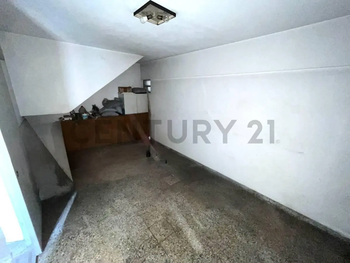 PH 4 ambientes entrada independiente con Terraza y Doble Cochera - Lanús Oeste 3