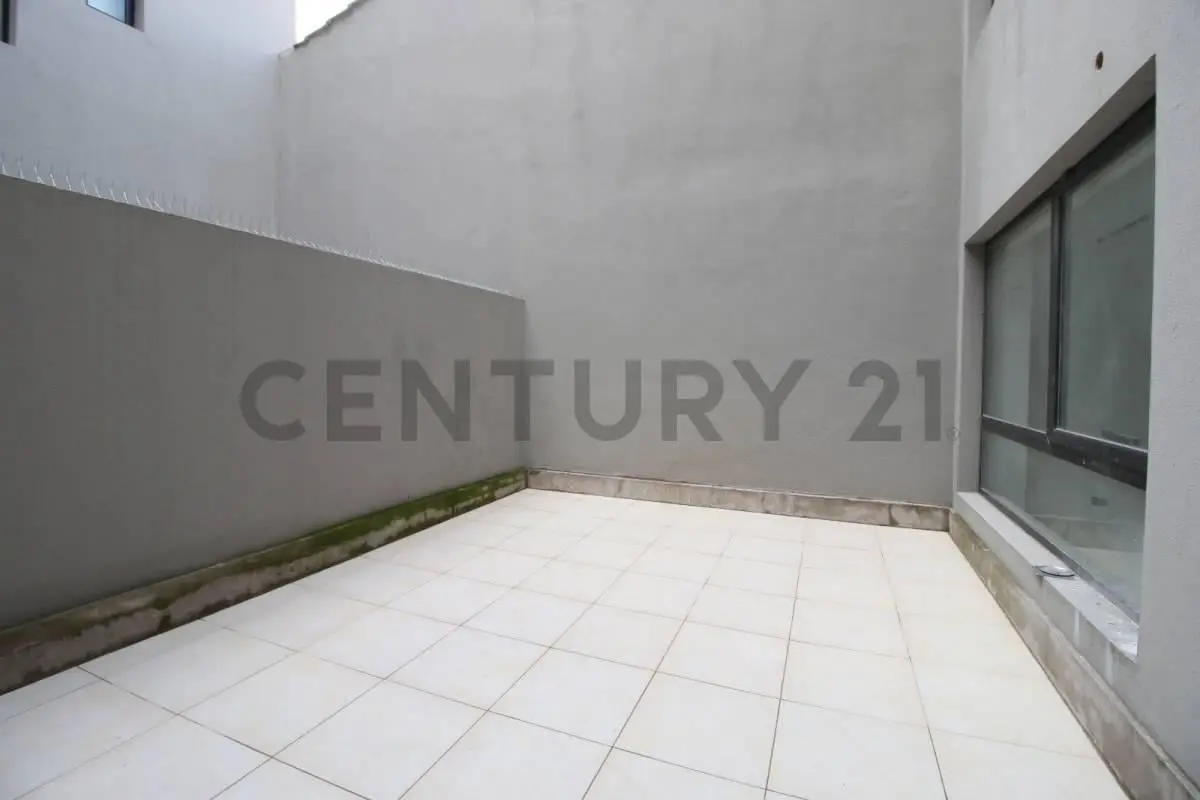 VENTA DE 2 AMBIENTES CON GRAN PATIO Y AMENITIES 2