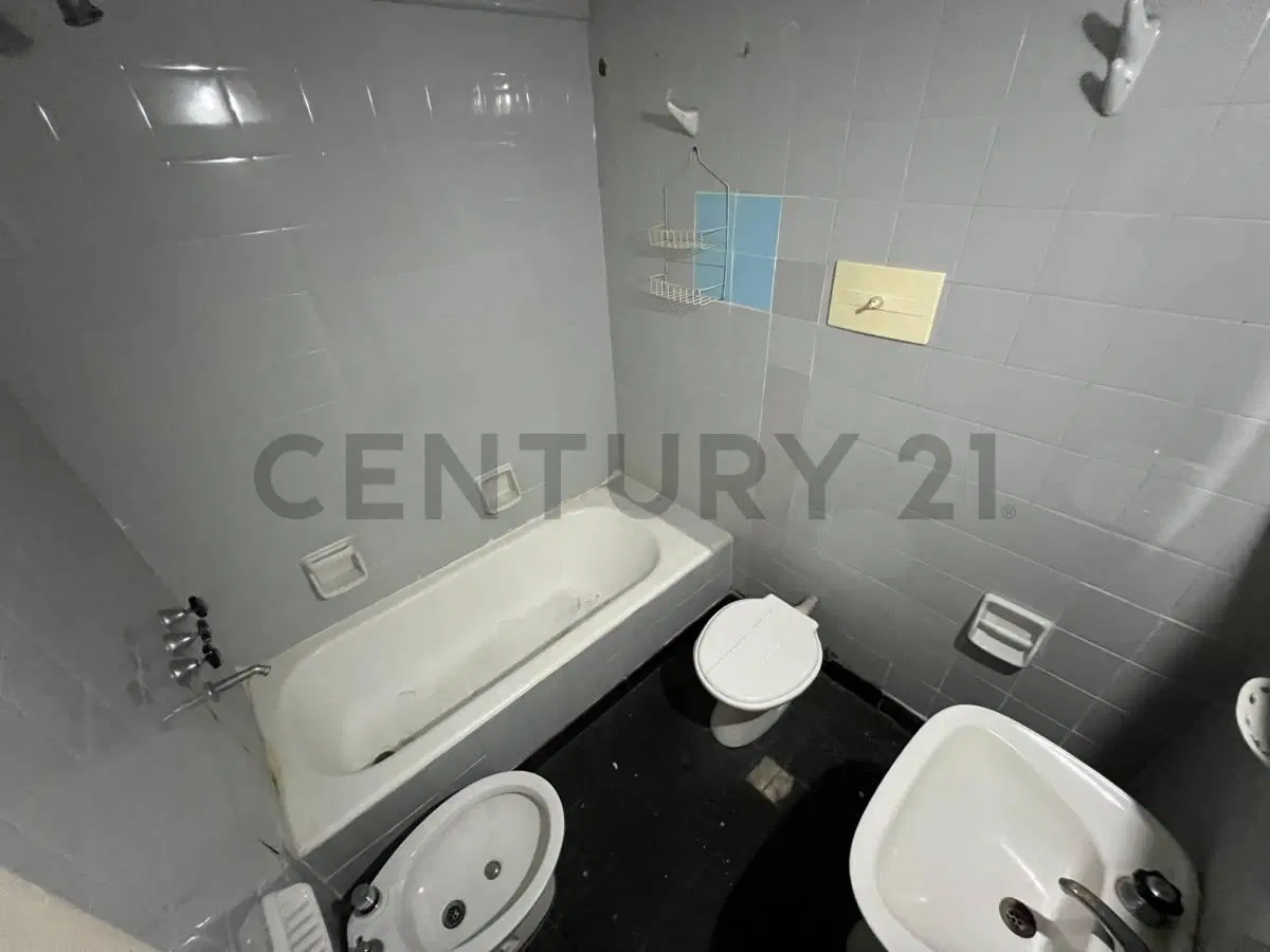 Departamento Venta 2 ambientes Caballito 3