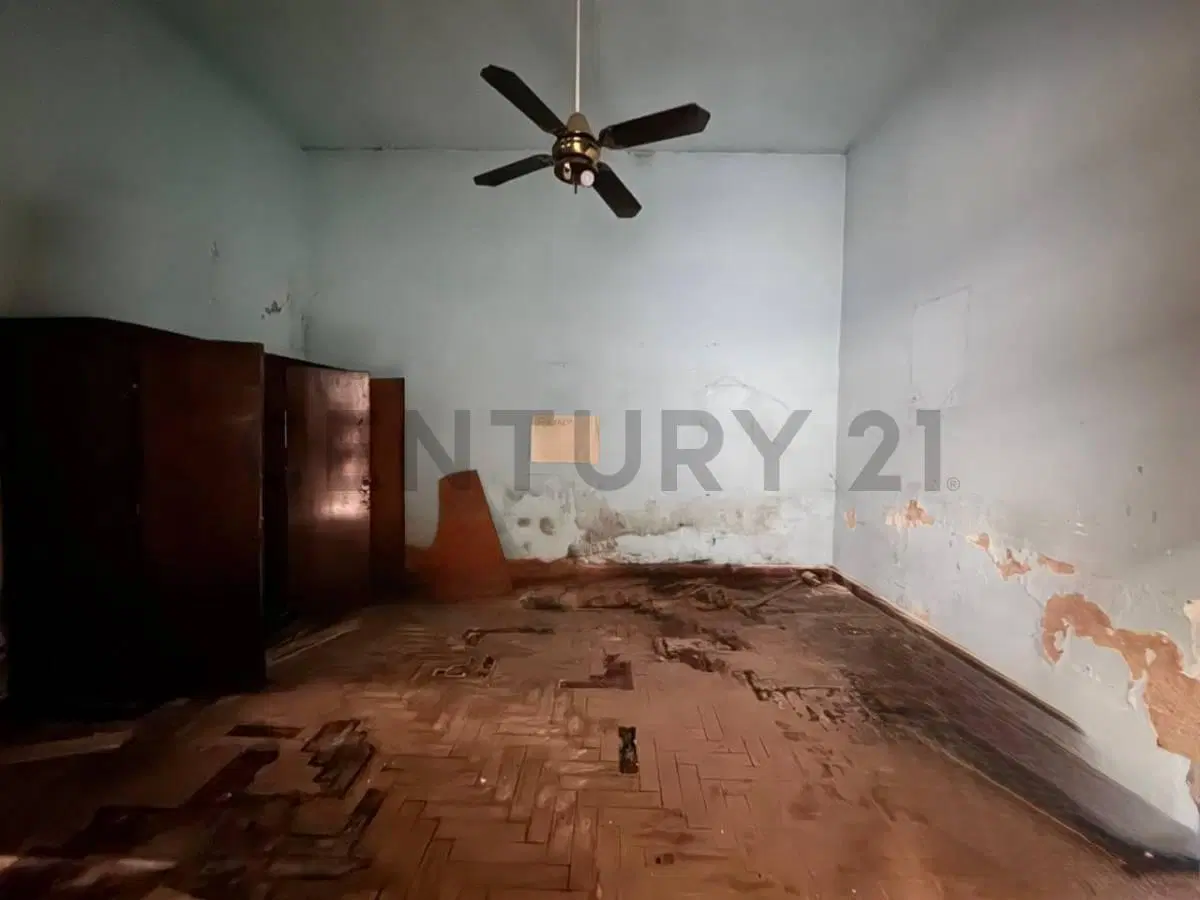 VENTA LOCAL EN NUEVA POMPEYA 2