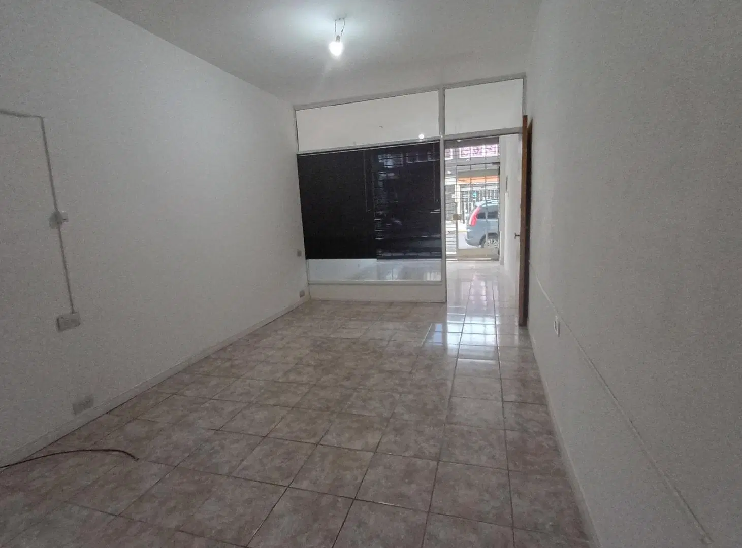 ALQUILER LOCAL COMERCIAL en CASEROS (APTO PROFESIONAL) 2