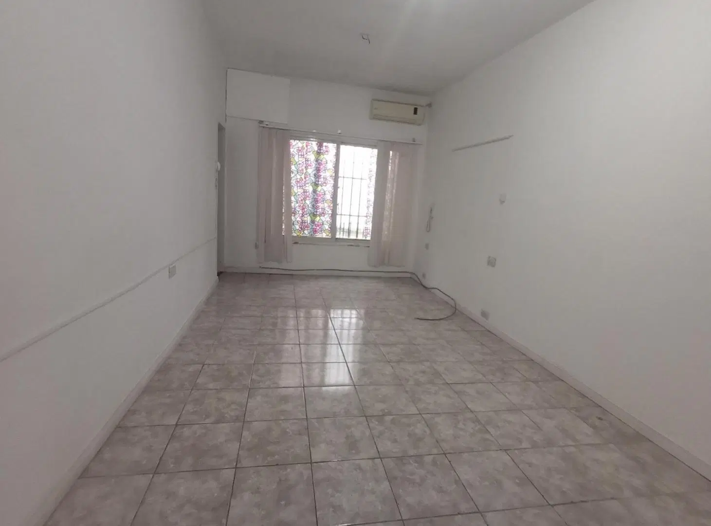 ALQUILER LOCAL COMERCIAL en CASEROS (APTO PROFESIONAL) 4