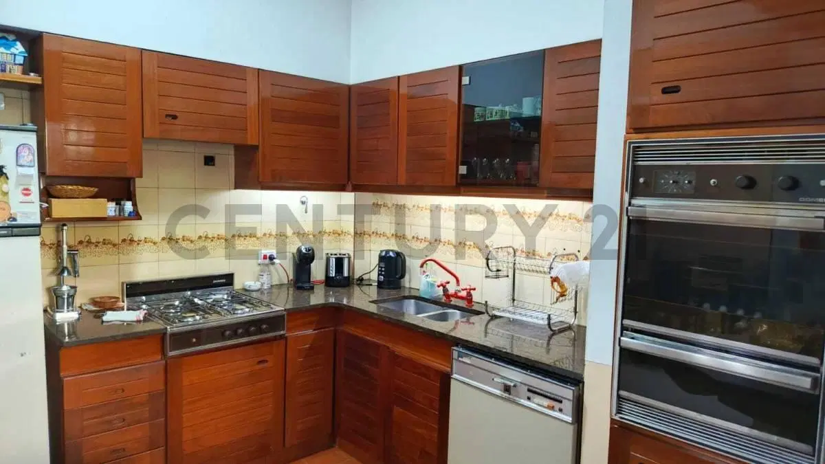 CASA EN VENTA 4 AMB EN CASEROS 3