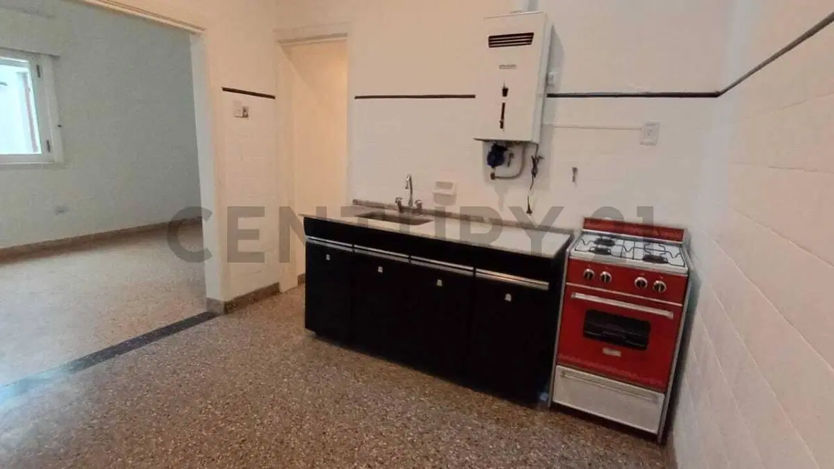 ALQUILER PH 2 AMBIENTES CON PATIO 3