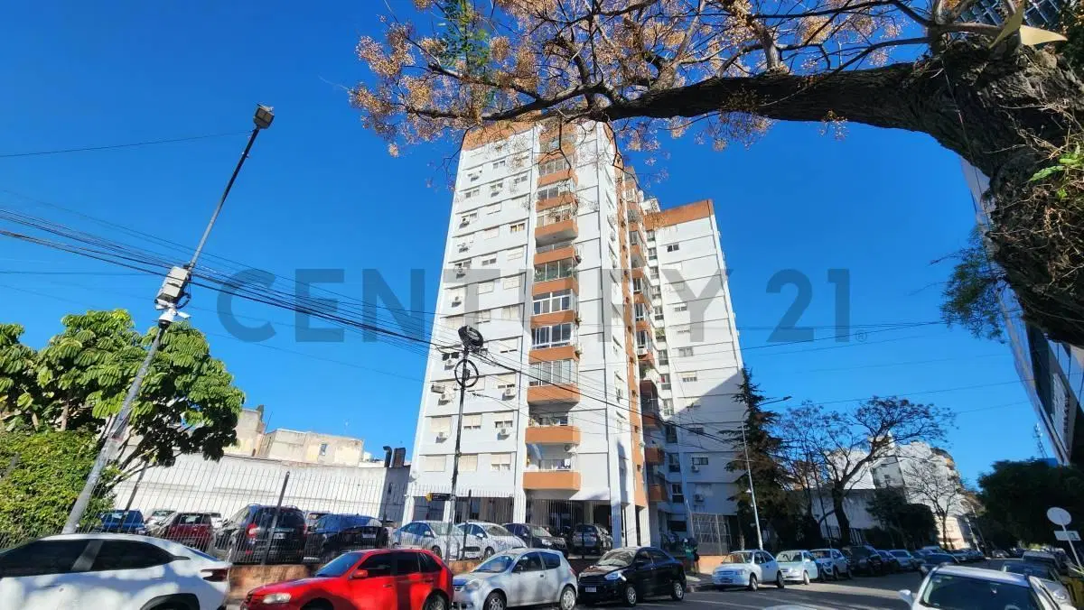 Venta Departamento 4 Ambientes con Balcón y Cochera – Villa Crespo 4