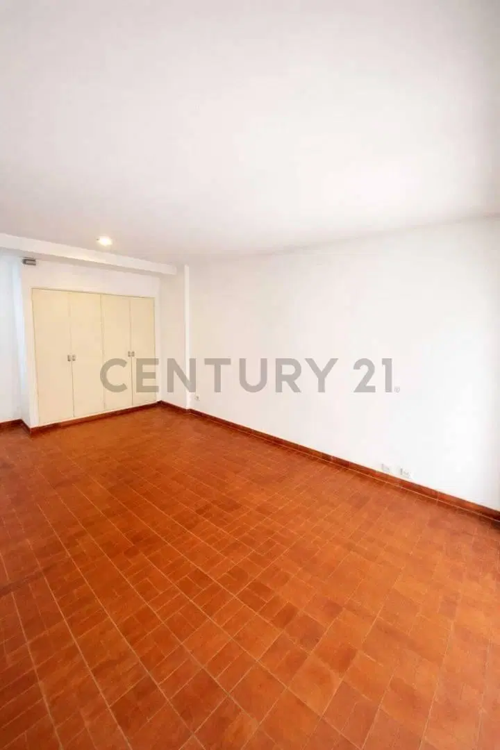 Monoambiente al frente con patio y balcón  44 m² totales Gallo al 1000 3