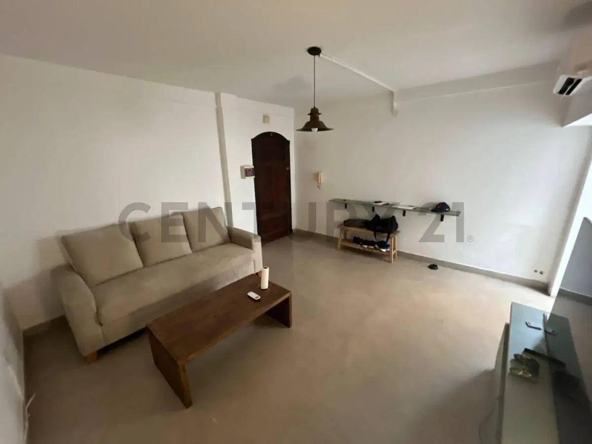 VENTA DEPARTAMENTO PH 3 AMBIENTES CON PATIO Y TERRAZA PROPIA - ADROGUE 2