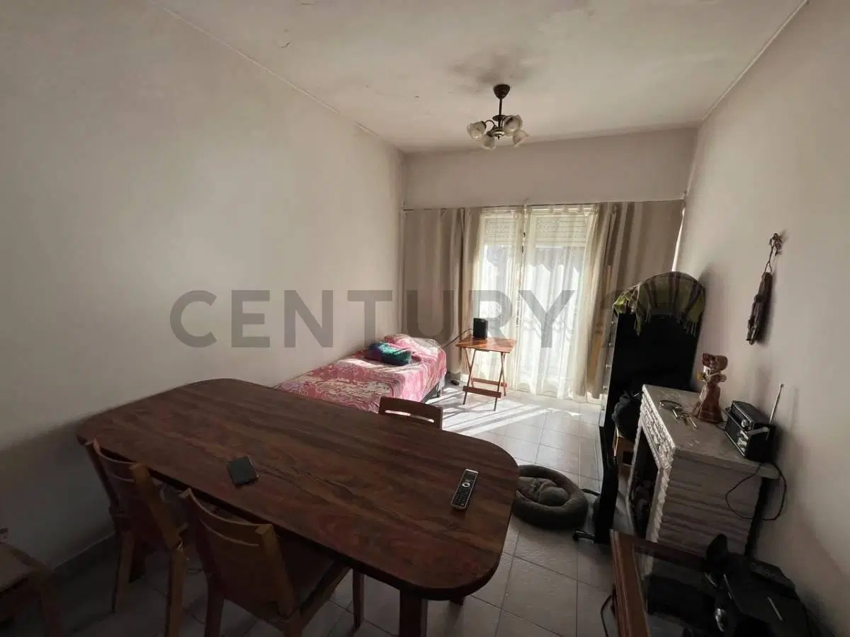 VENTA PH 3 AMBIENTES CON BALCON Y TERRAZA - MONTE CASTRO 3