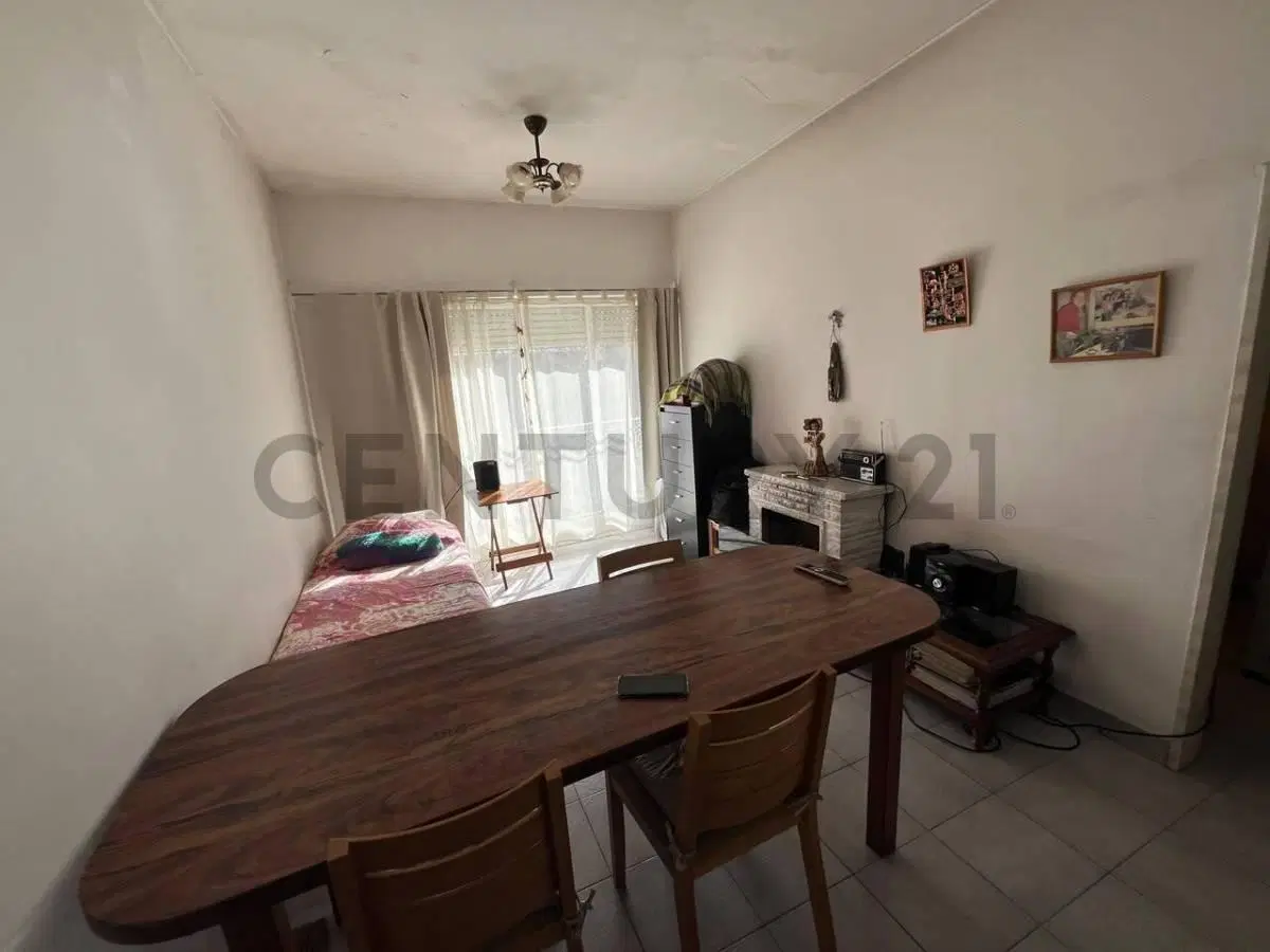 VENTA PH 3 AMBIENTES CON BALCON Y TERRAZA - MONTE CASTRO 5