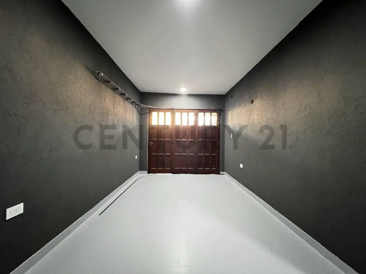 CASA VENTA 4 AMBIENTES CON QUINCHO Y COCHERA VILLA LUZURIAGA 4
