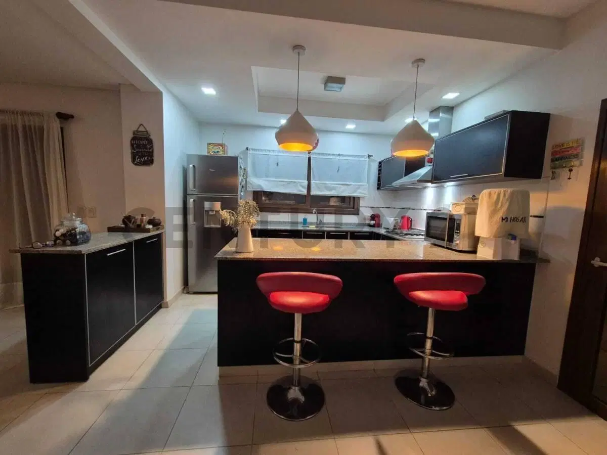 CASA VENTA EN HARAS MARIA VICTORIA, MORENO 8