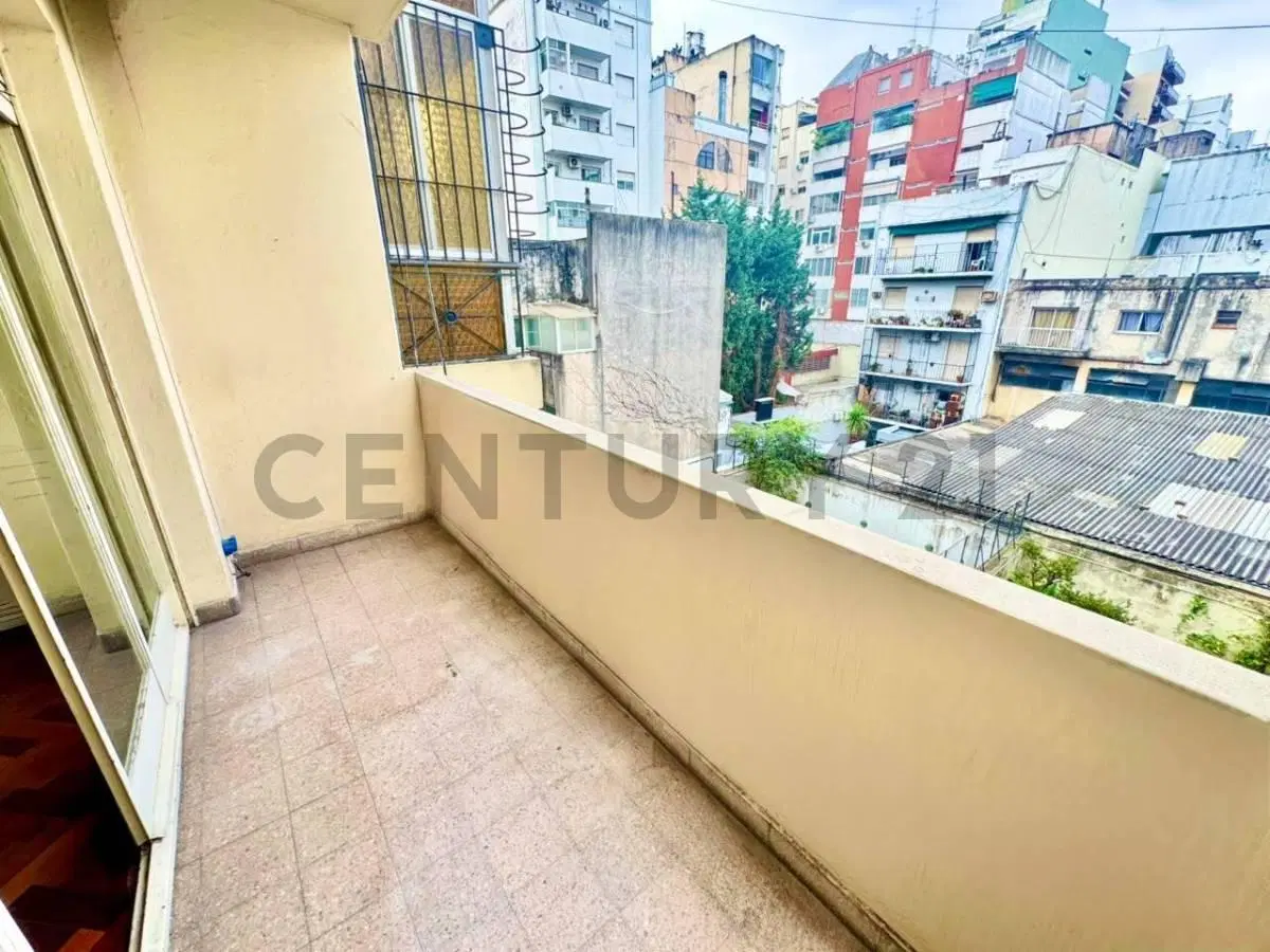 VENTA DEPARTAMENTO 4 AMBIENTES CON DEPENDENCIA DE SERVICIO EN CABALLITO 4
