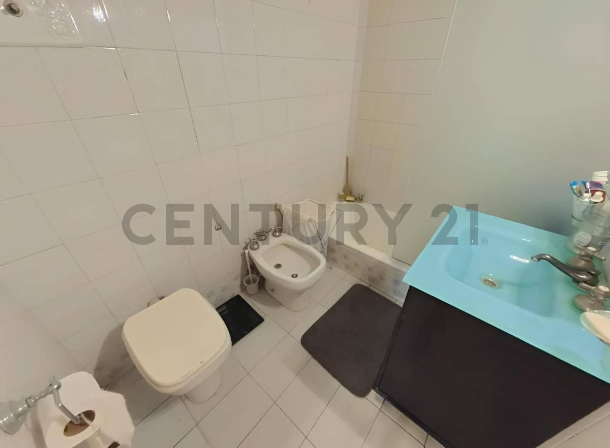 Foto de VENTA PH 4 AMBIENTES EN MONTE CASTRO, imagen 4