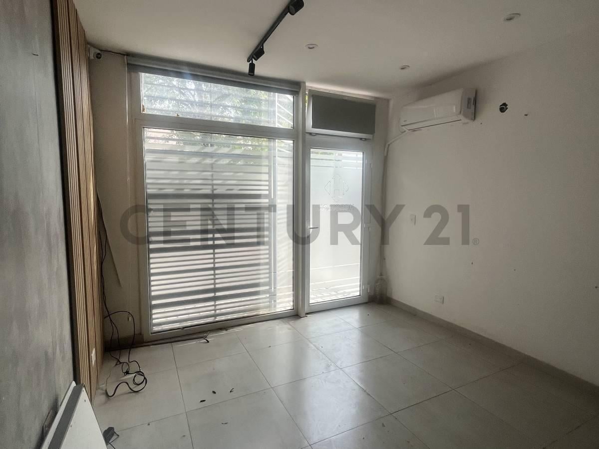 Foto de Venta Oficina Consultorio en Planta Baja – Villa Pueyrredón, imagen 5