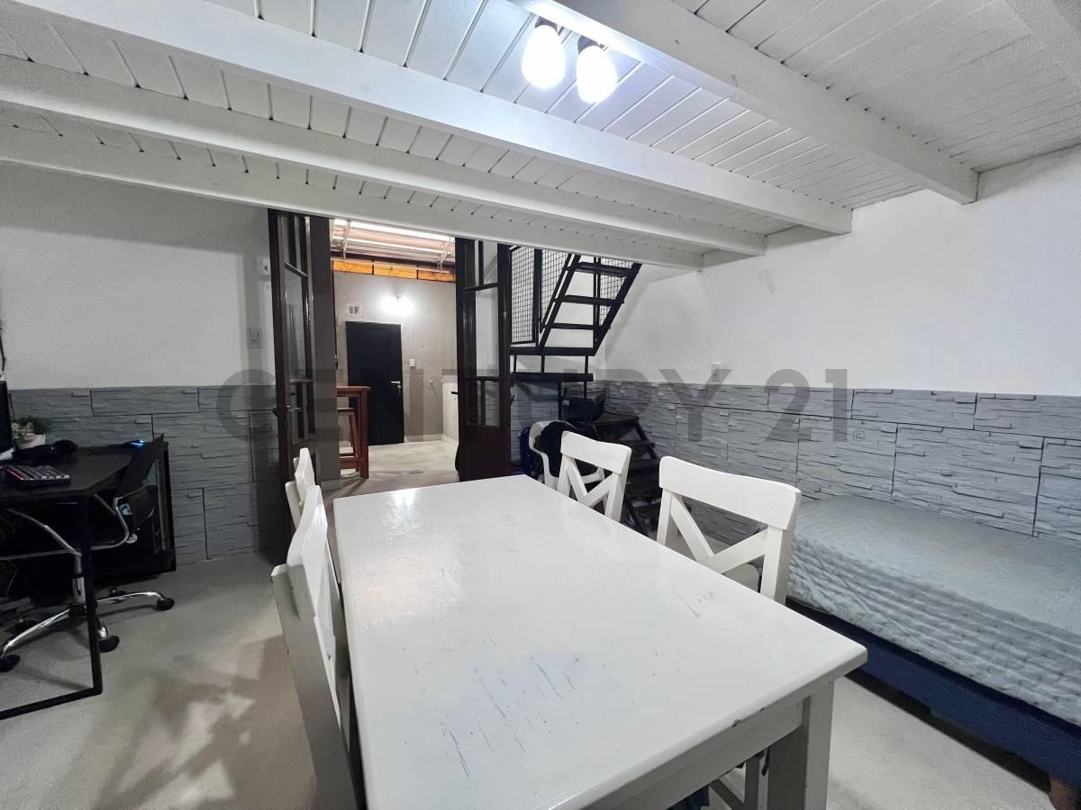 Foto de Venta PH 2 Ambientes Monte Castro, imagen 3