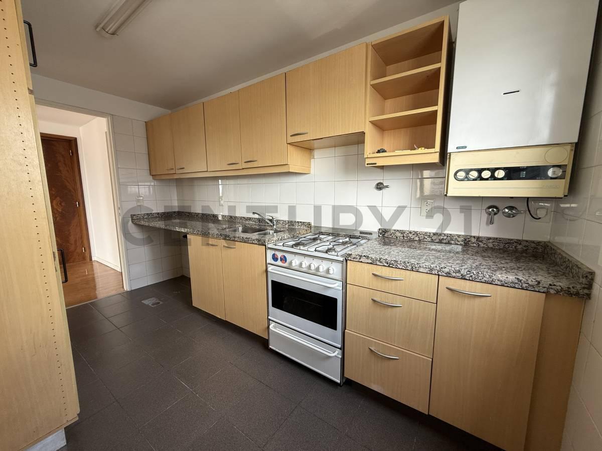 Foto de Alquiler departamento 3 ambientes con cochera y amenities en Palermo, imagen 4