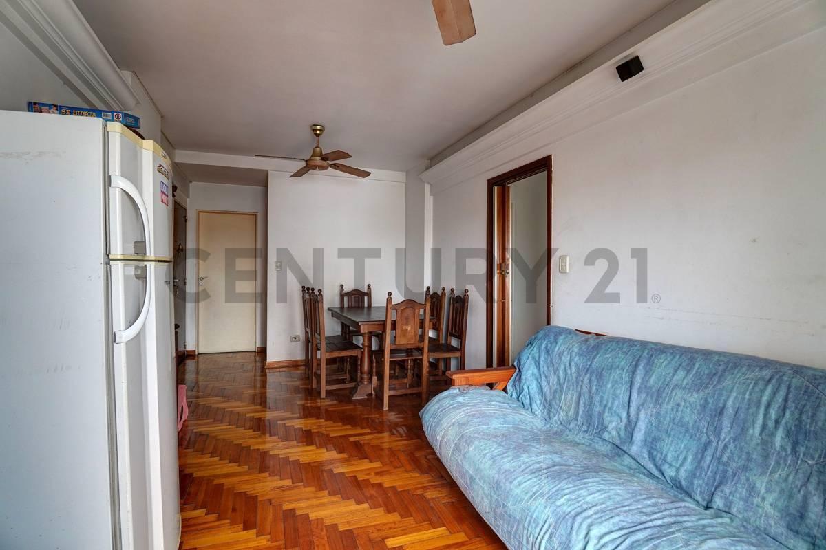 Foto de VENTA DEPARTAMENTO FLORESTA 3 AMBIENTES, imagen 1